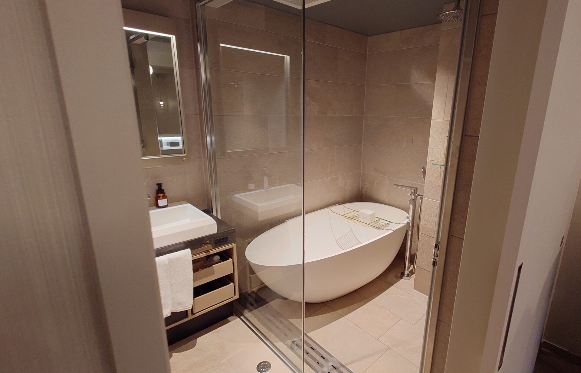 ホテルコルディア大阪本町 コンフォートダブル2